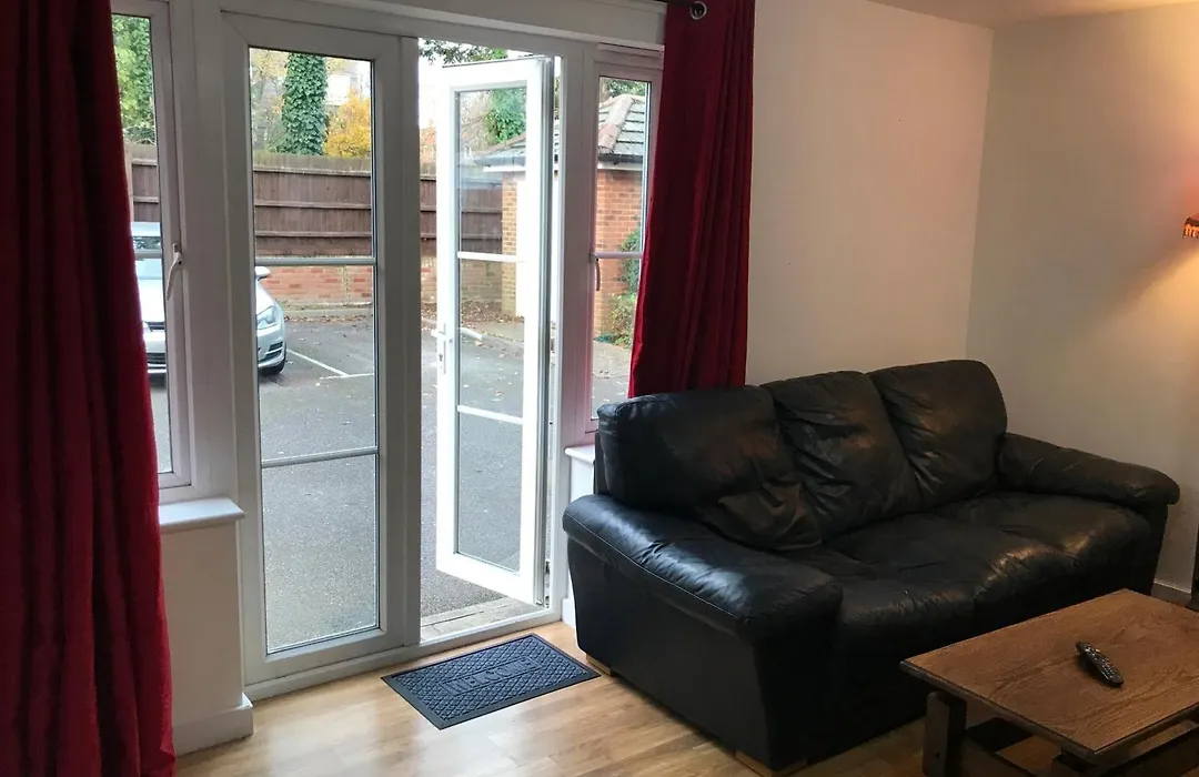 Ground Floor Flat Near Beach-1