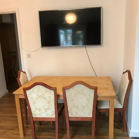 Ground Floor Flat Near Beach-2